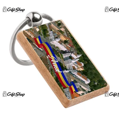 Arad romania, breloc din lemn, model 010